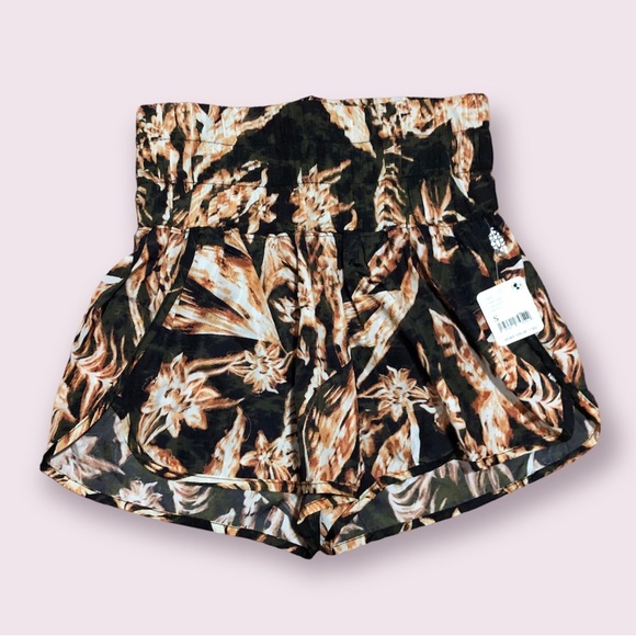 NWT The way home shorts by Free People Movement in size small - Picture 3 of 11